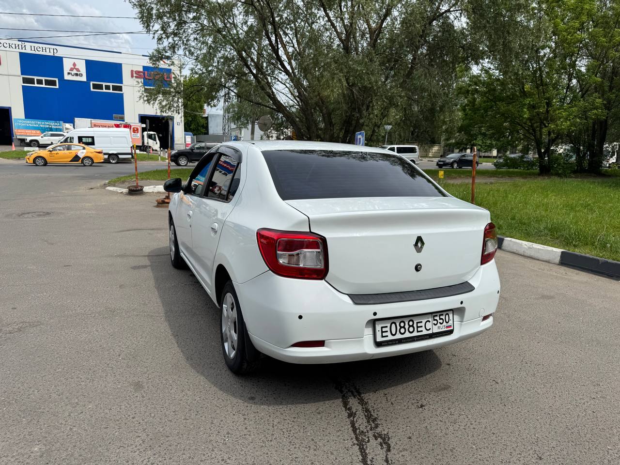 Автомобиль LEONLOGISTIC