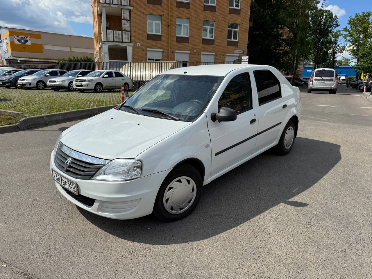 Автомобиль